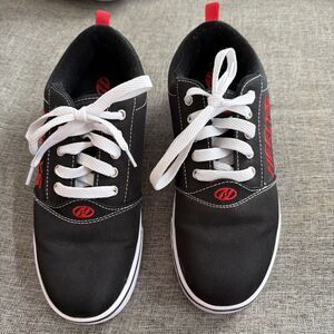 New Heelys Canvas Low Top Black Size 8